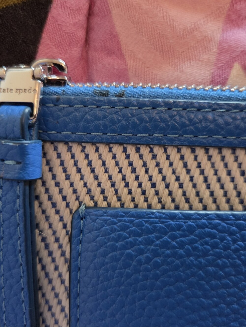 kate spade cobalt blue and beige wristlet clutch - Picture 4 of 6